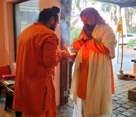 Mohanji Parivaar
